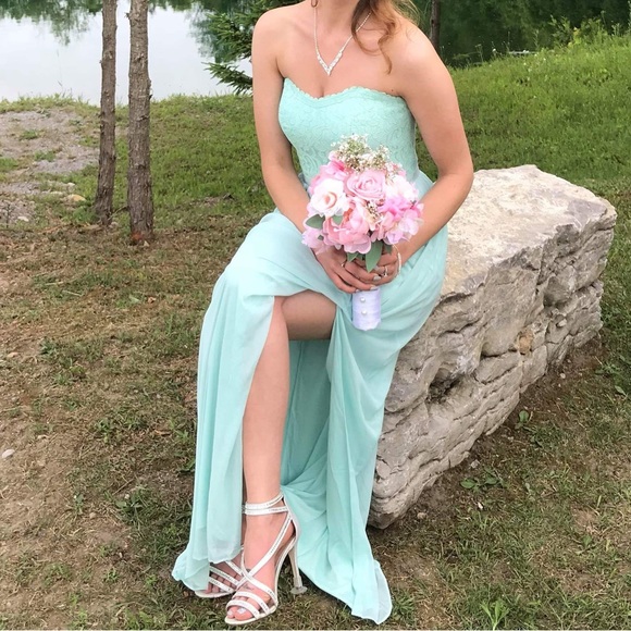 Aqua Blue Bridesmaid’s Lace Dress - Picture 1 of 8